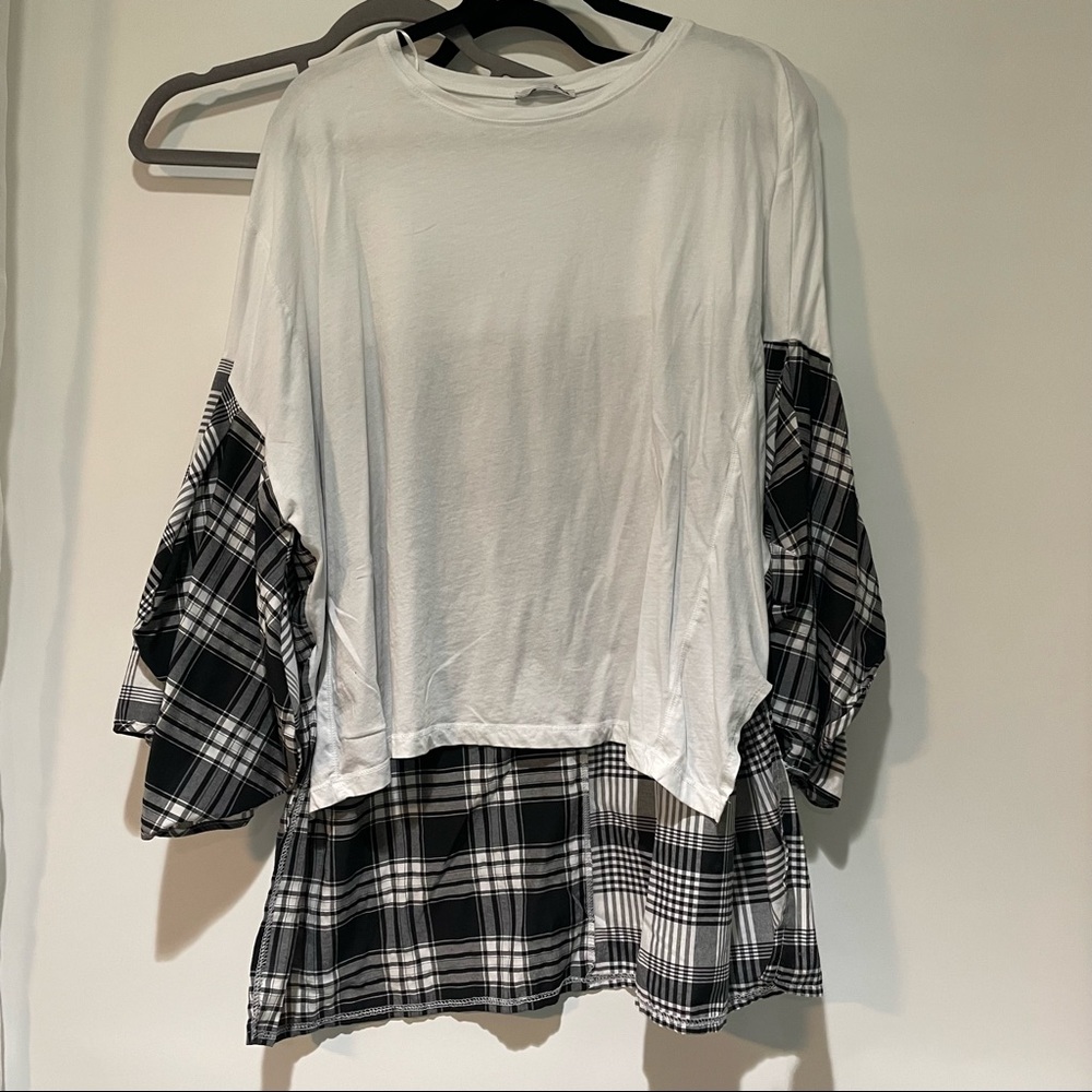 Zara flannel shirt 
Size s